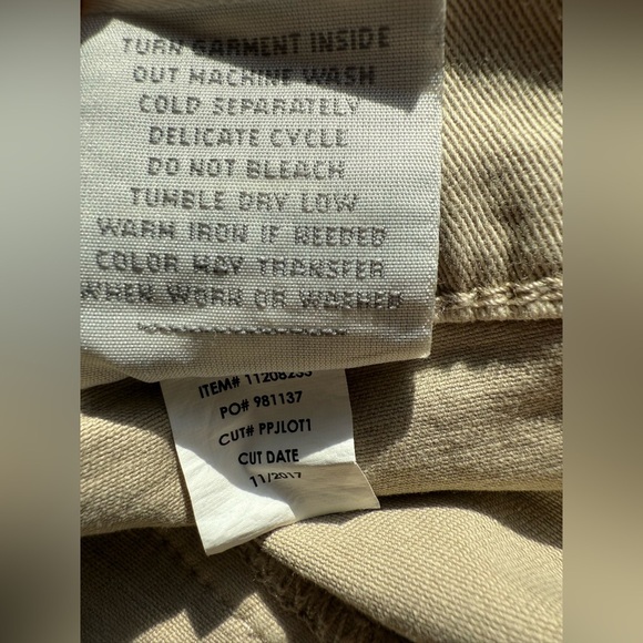 NWT Torrid Stone Belted Twill Shorts size 12 - Picture 6 of 6